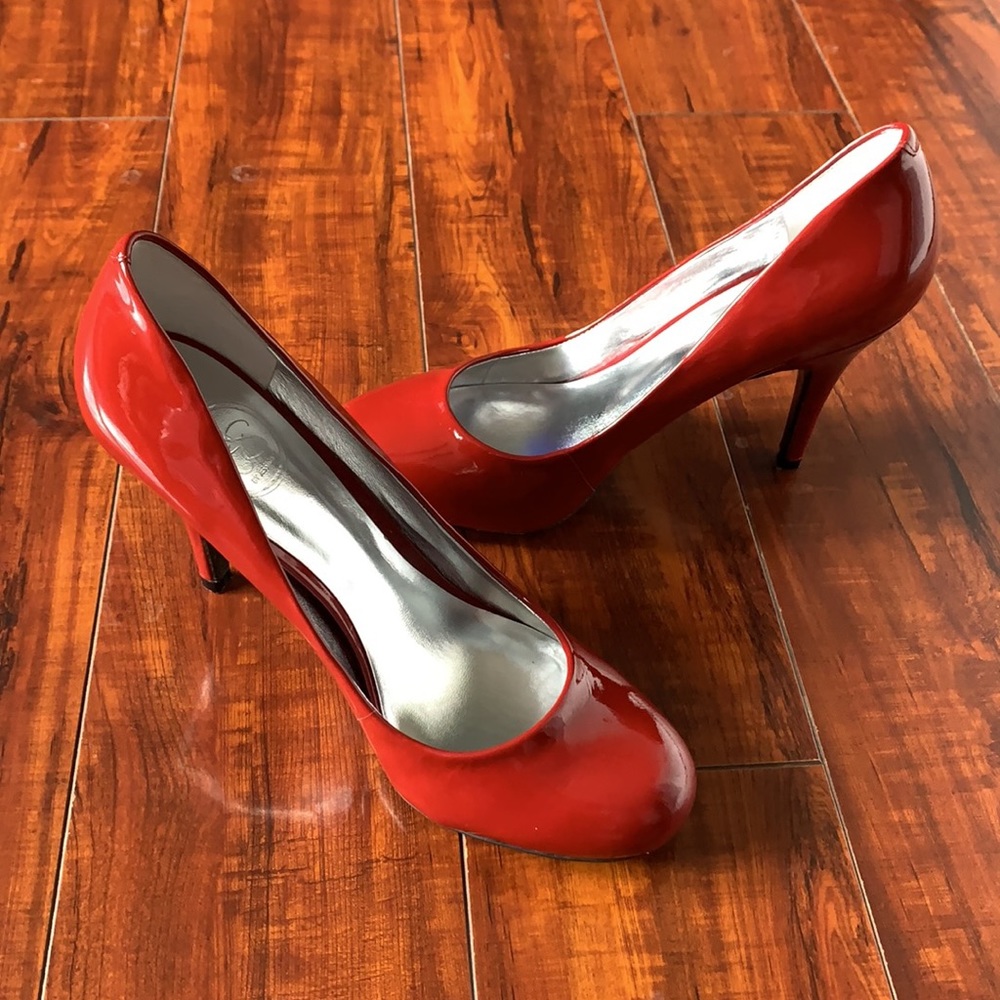 Bright Red Rounded Toe Jessica Simpson Heels - Picture 2 of 7